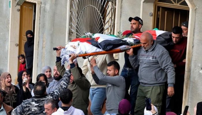 عاجل - إسرائيل ترتكب مجزرة جديدة.. استشهاد وإصابة 24 فلسطيني بينهم سيدة مسنة