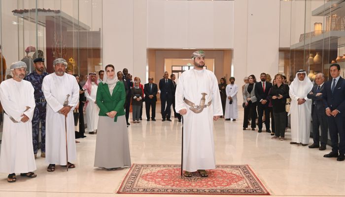 السّيد بلعرب يرعى افتتاح معرضي ’التصميم اللاتماثلي’ و’الأمل 2023’