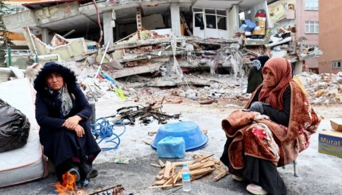 زلزال تركيا وسوريا: عدد الضحايا يصل إلى قرابة 16 ألف وتحذير من كارثة جديدة