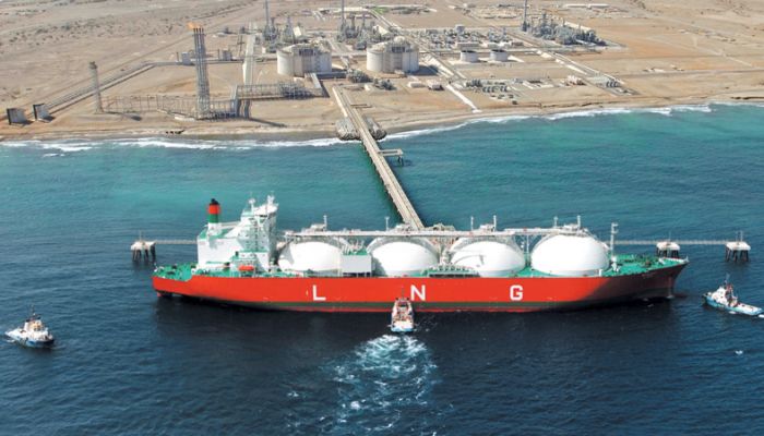 رويترز : ألمانيا تبحث استيراد الغاز المسال من سلطنة عمان
