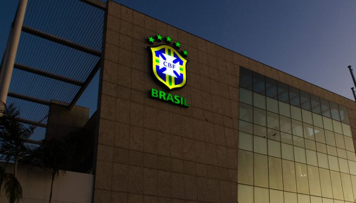الاتحاد البرازيلي ينفي أنباء تولي أنشيلوتي تدريب المنتخب الأول