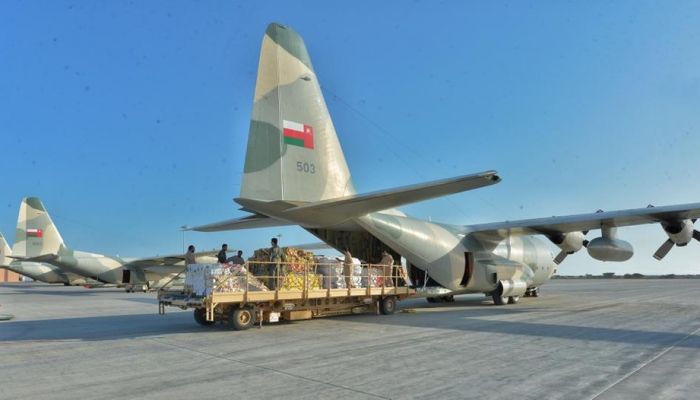 سلطنة عُمان تسير رحلاتِ إغاثةٍ جوية إلى تركيا