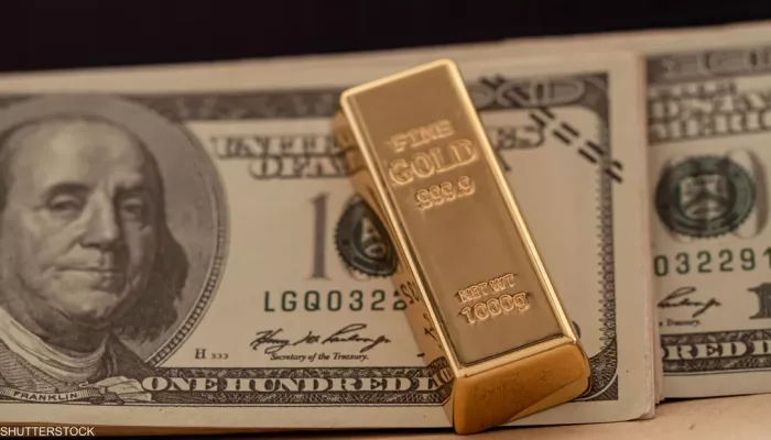 بعد خسائر حادة.. الذهب يستعيد بعض بريقه مع تراجع الدولار