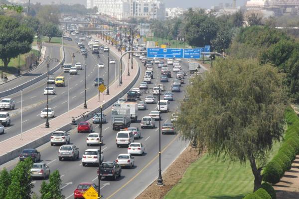 غدًا.. منع وقوف المركبات على الشارع «من المطار السلطاني إلى قصر البركة»