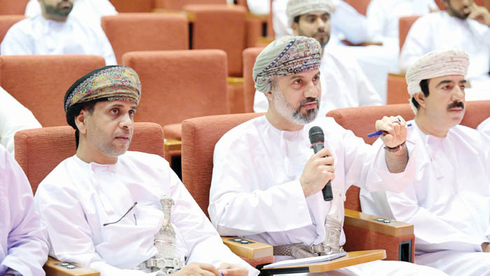 Minister of Health describes status of healthcare during presentation in Majlis Shura
