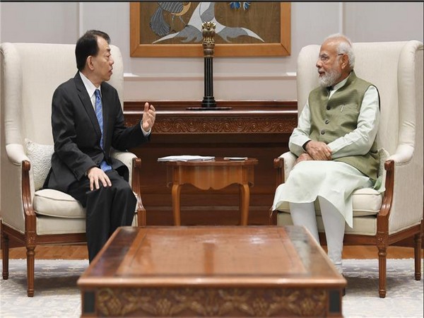 亚行总统表达了意图给20 - 250亿美元的资源超过5年到印度