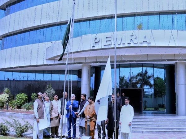 Pakistan's media regulatory authority prohibits TV channels from covering terror attacks