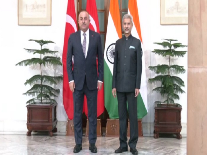 印度部长Jaishankar会见土耳其外交部长bob体育打彩票