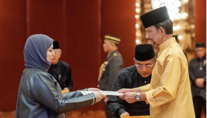 Oman’s Ambassador to Brunei Darussalam presents credentials