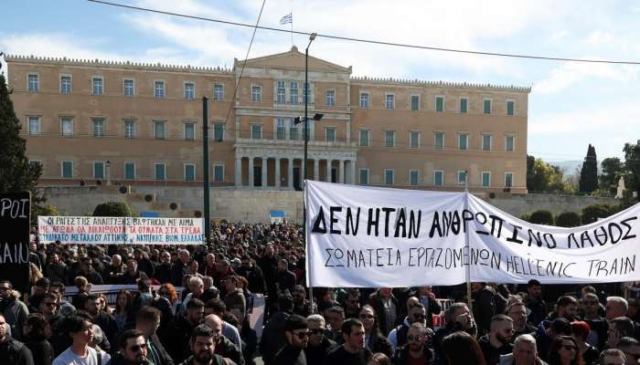 Greece Thousands Protest Train Crash As Pm Offers Apology Times Of Oman 7288