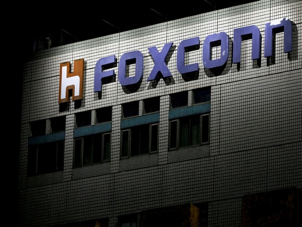 Foxconn seeks cooperation with India in chips, electric vehicles