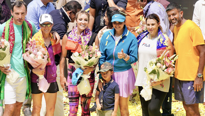 Sania bids emotional farewell to tennis