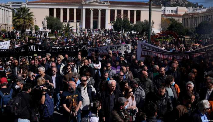 Train crash protests: Strikes bring much of Greece to a halt