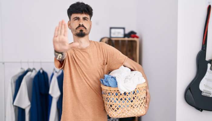 Hanging laundry on the balcony could cost you OMR 5,000