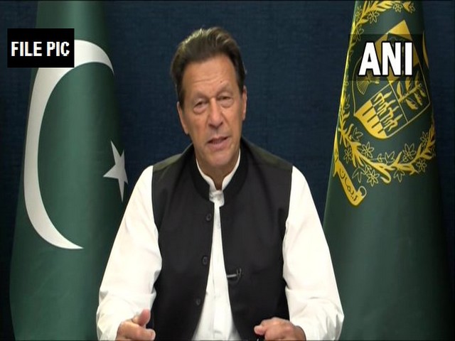 Indian TV channels ridiculing Pakistan on its condition: Imran Khan