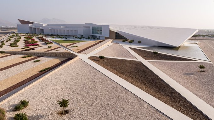 Sayyid Bilarab announces launch of design competition for Oman pavilion