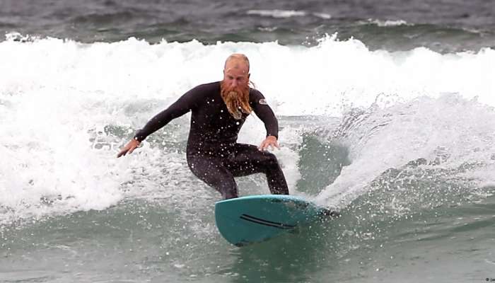 Australian former pro breaks world's longest surf record
