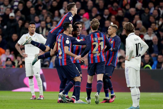 Barcelona, Real Madrid go head to head in decisive Clasico