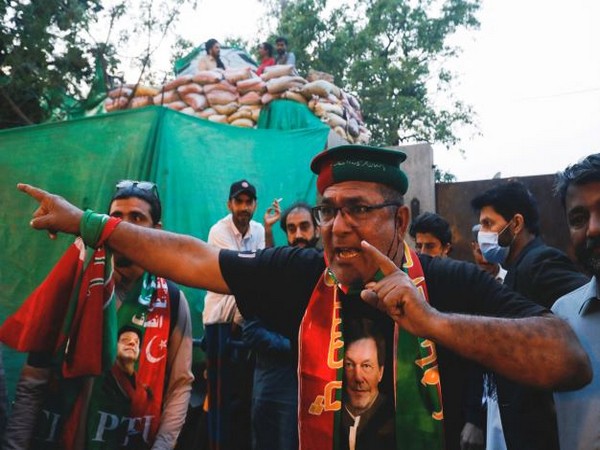 Police continue crackdown on Imran Khan's party supporters