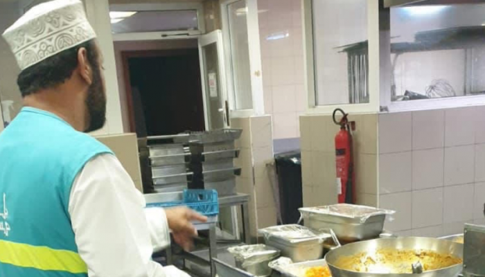 Muscat Municipality raids restaurants, destroys stale food