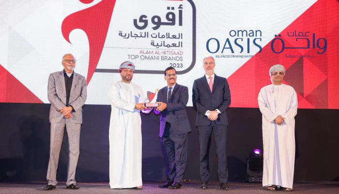 واحة عُمان تفوز بجائزة أفضل علامة تجارية عمانية لعام ٢٠٢٣