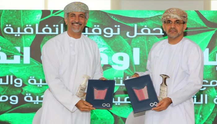 توقيع اتفاقية زراعة 250 ألف شجرة برية في سلطنة عُمان