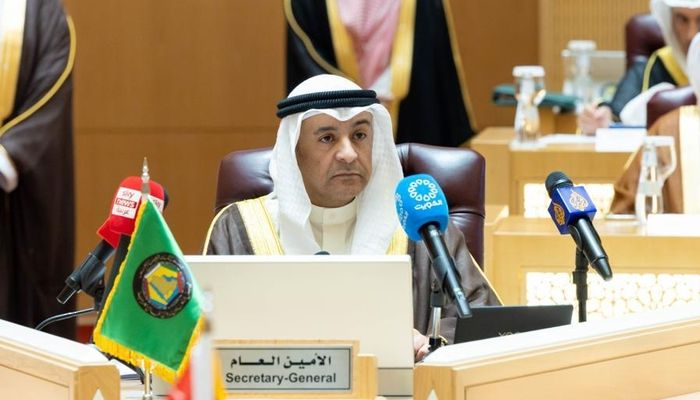 الأمين العام لمجلس التعاون يؤكد على أن الظروف مواتية للتوصل إلى حل سياسي باليمن