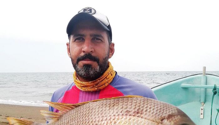 مفاجأة.. سمكة "شعـري القمـر" تسطع في بحر عمان لأول مرة (صور)