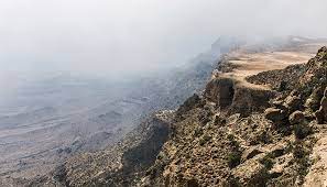 Royal Oman Police rescues a citizen who fell from the mountain