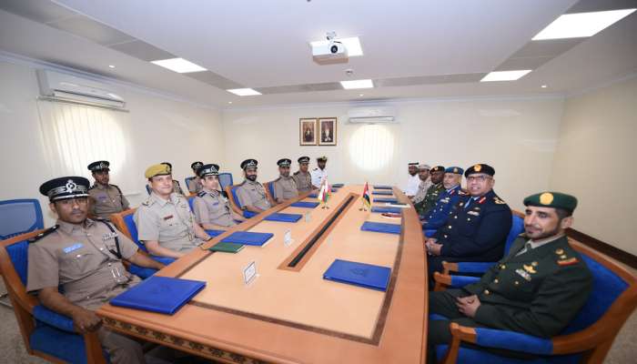 Oman, UAE coast guards hold meeting