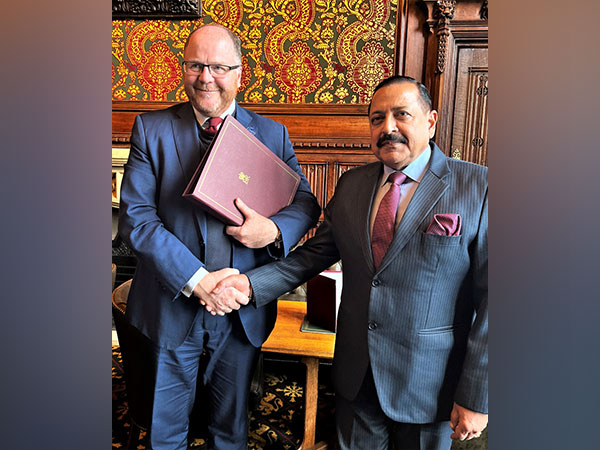 India, UK sign agreement to collaborate on science and innovation