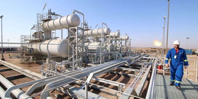 سلطنة عمان تسجل ارتفاعًا في إنتاج النفط