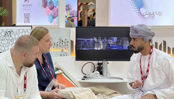رؤية عمان ٢٠٤٠ تستعرض التوجهات والفرص المستقبلية في مشاركتها بسوق السفر العربي