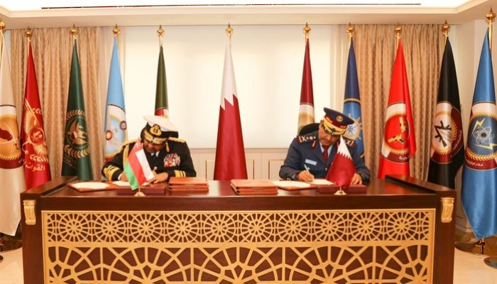 التوقيع على مذكرات تفاهم في مجال التعاون العسكري بين وزارتي الدفاع بسلطنة عُمان ودولة قطر