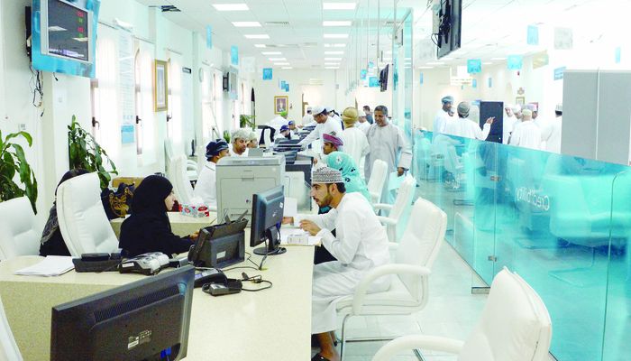 أكثر من 989 ألف معاملة منجزة عبر ’استثمر بسهولة’ العام الماضي