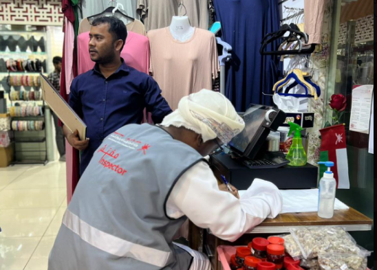 Oman ministry intensifies inspections for e-payment services in stores