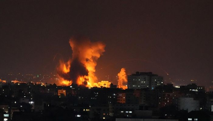 استشهاد 3 فلسطينيين وإصابة 7 آخرين في قصف الاحتلال الإسرائيلي قطاع غزة