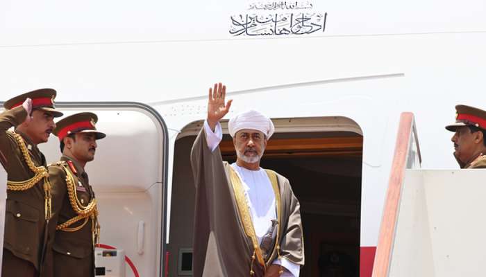 HM The Sultan leaves for Egypt