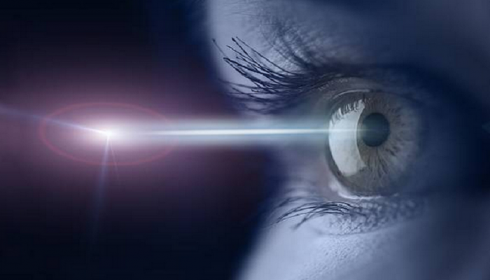 علماء روس يبتكرون قرنية صناعية للعين لاستعادة الرؤية