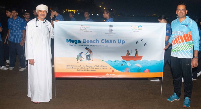Indian embassy and Oman’s G20 team organize beach cleaning drive at Shati Al Qurum beach