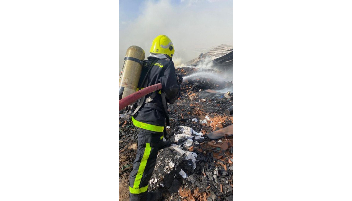 CDAA douses fire in Al Buraimi