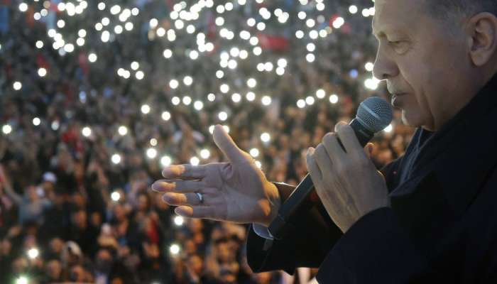 Turkey election: Erdogan victorious after historic runoff