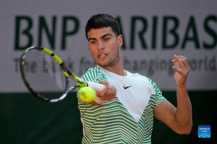 Alcaraz, Djokovic kick off Roland Garros campaign with victories