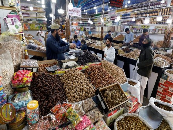 Pakistan: Food prices soar as CPI inflation record 38% in May