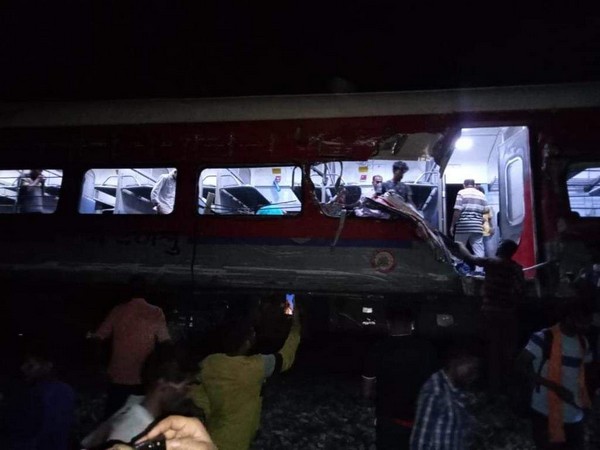 Many feared dead as Coromandel Express derails in India's state of Odisha