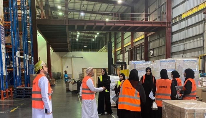 اعتماد 60 تصريحًا لإقامة مخازن للشركات الخاصة بالاستيراد والتصدير بجنوب الباطنة
