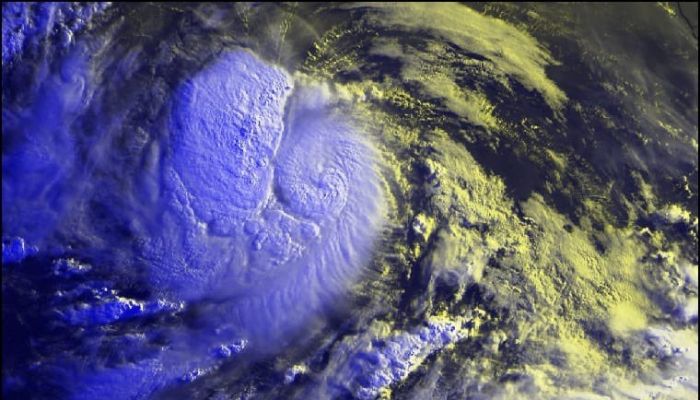 الأرصاد العمانيّة تكشف لـ«الشبيبة»: الإعصار قد يتحول إلى الدرجة الثالثة الجمعة