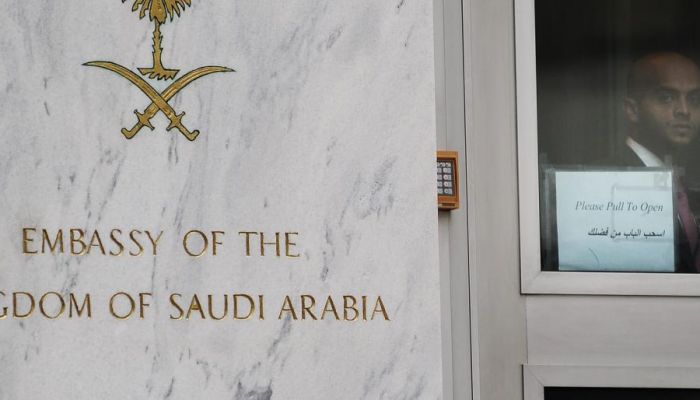 تعرض سفارتي السعودية والبحرين في السودان للتخريب