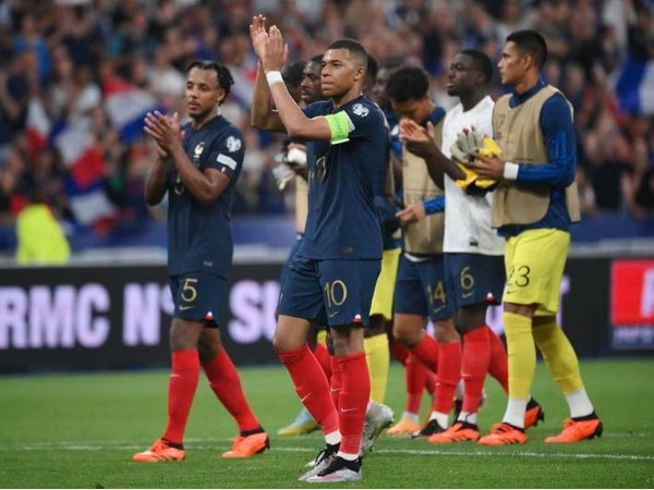 France emerge victorious as they defeat Greece 1-0