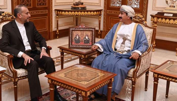 Royal Office Minister receives Iran’s Foreign Affairs Minister